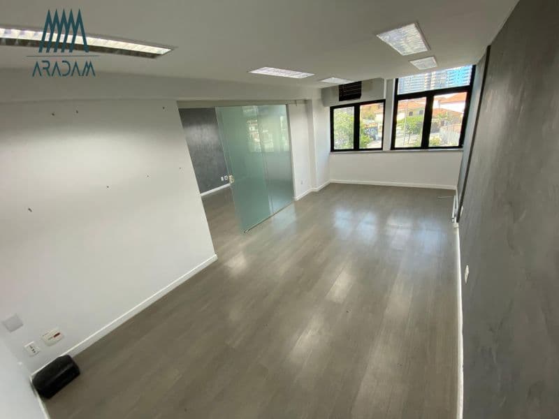 Sala Comercial de 120m para Locao  Avenida Bri — foto 5